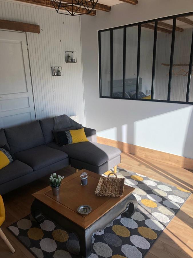 Les Vieille Tuiles Apartment Cudos Exterior photo