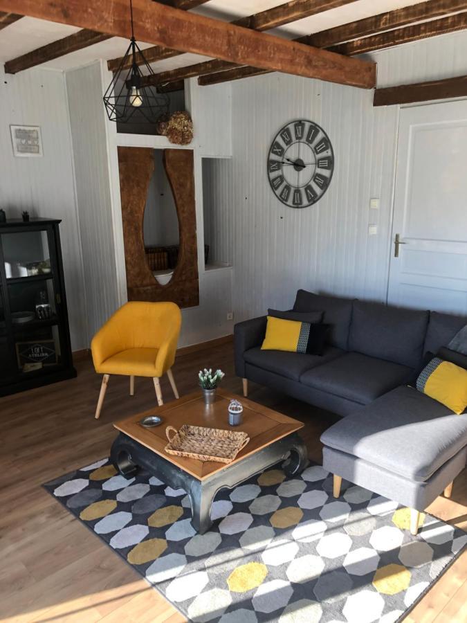 Les Vieille Tuiles Apartment Cudos Exterior photo
